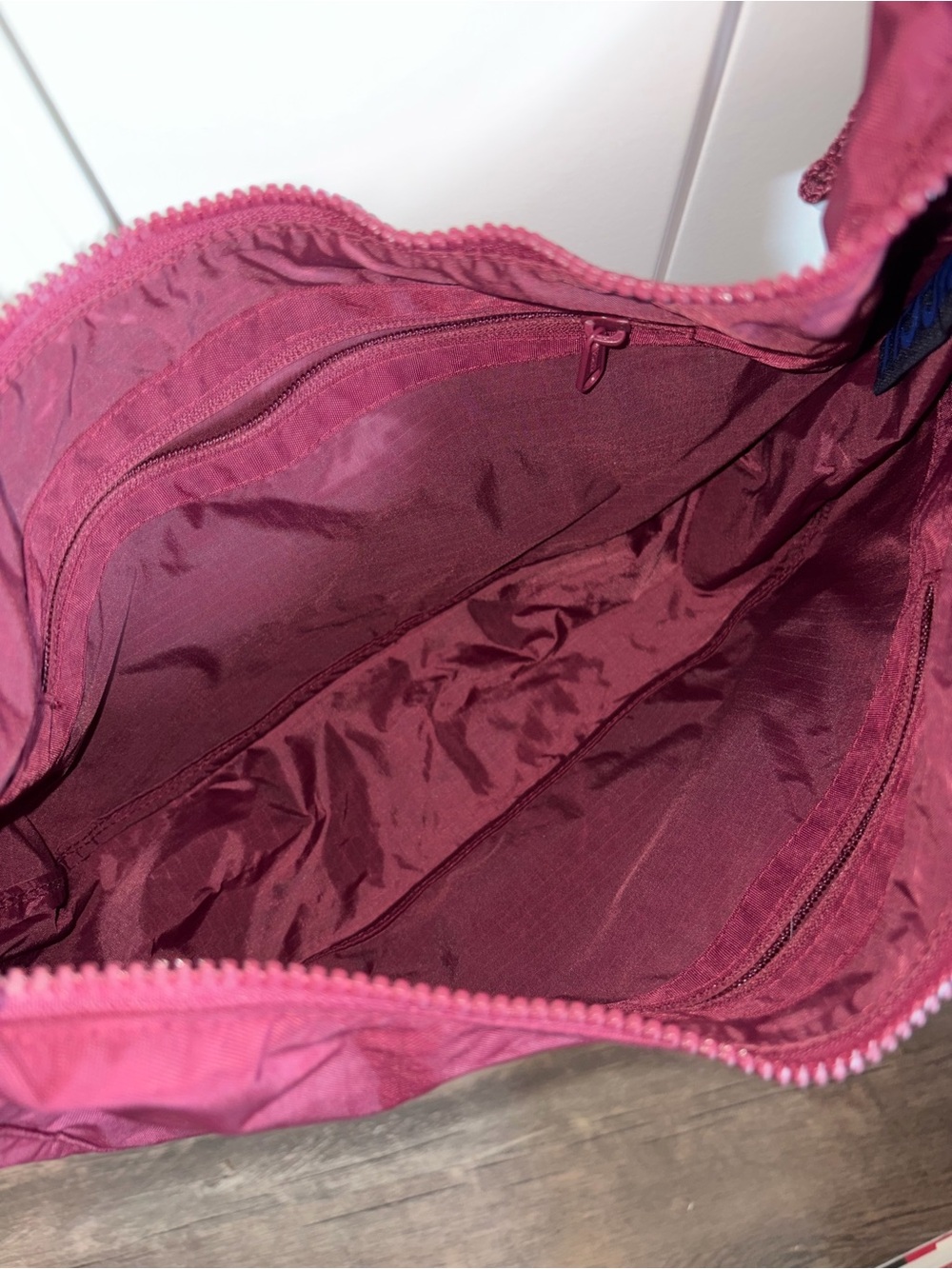 Baggu Crescent Oxblood - Picture 3 of 3